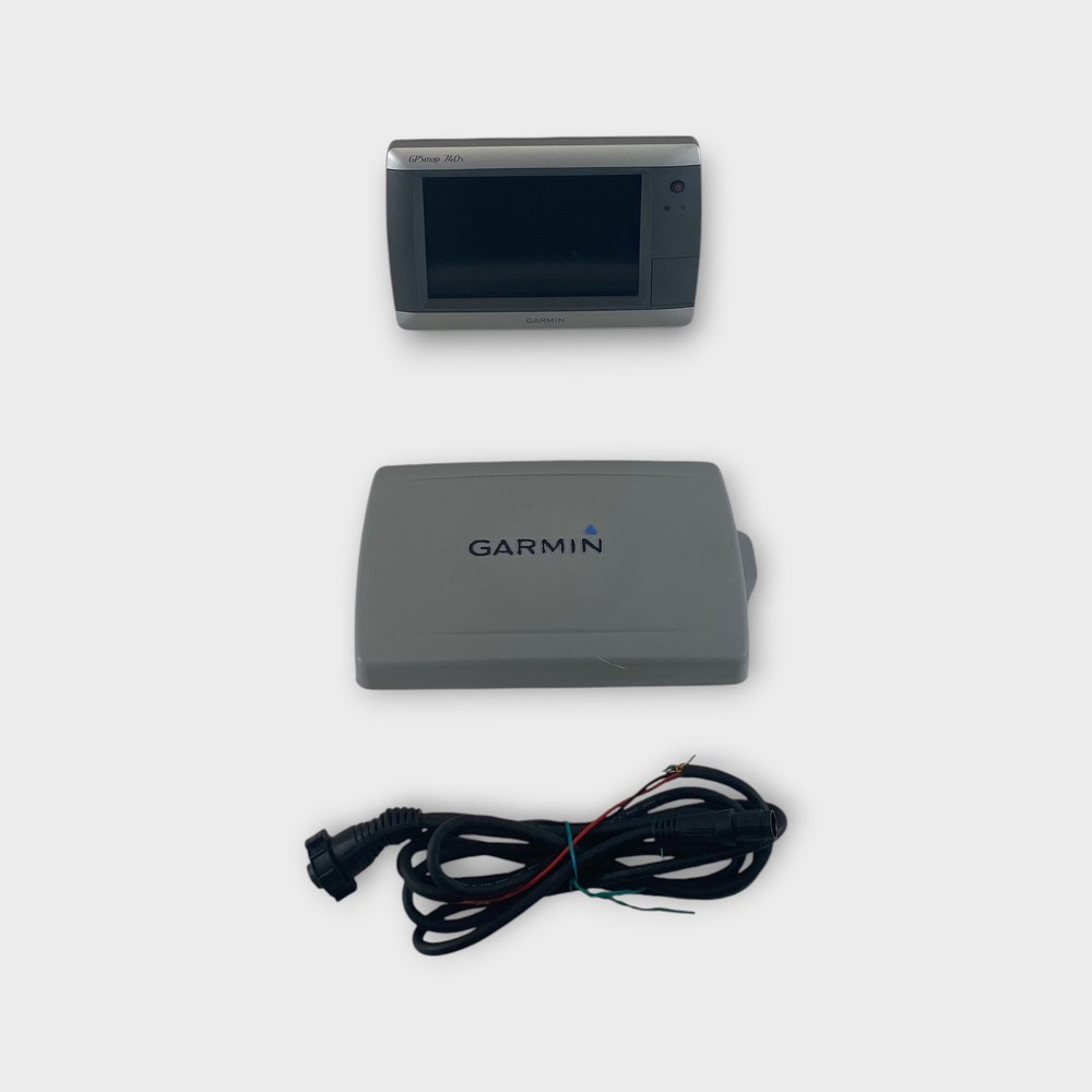 Garmin GPSMAP 740s Stand-Alone Touchscreen Chartplotter w/Suncover~ *New LCD*