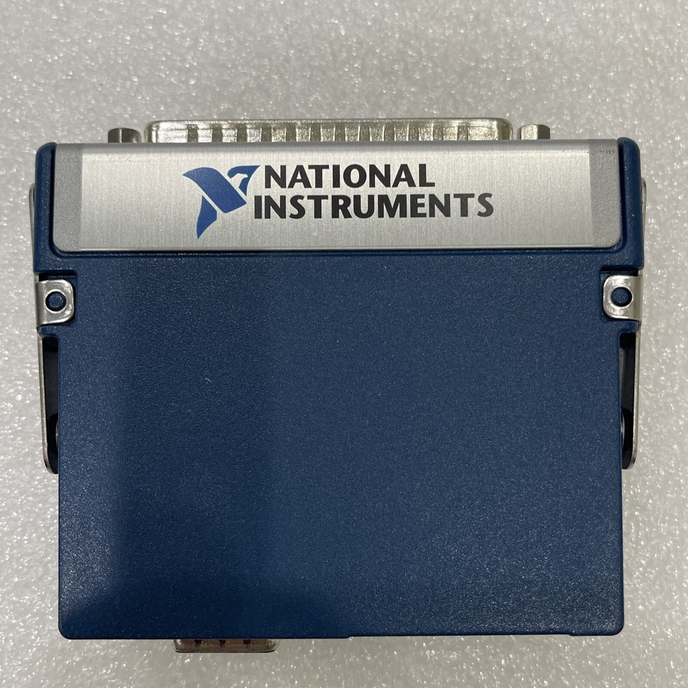 National Instruments NI 9403 cDAQ DIO Module, 32 Channels, clean.