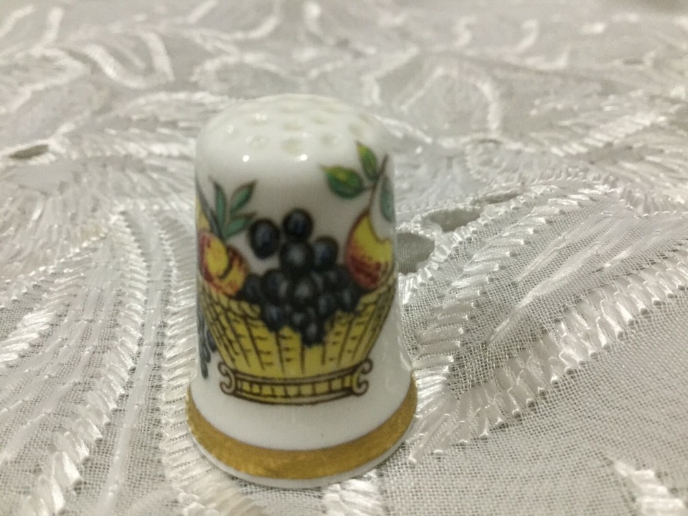 Vintage Thimbles Lot of 9