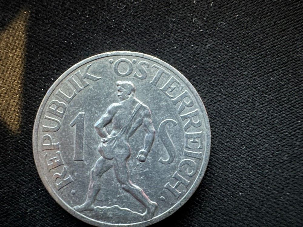 1957 AUSTRIA SCHILLING IN VF CONDITION