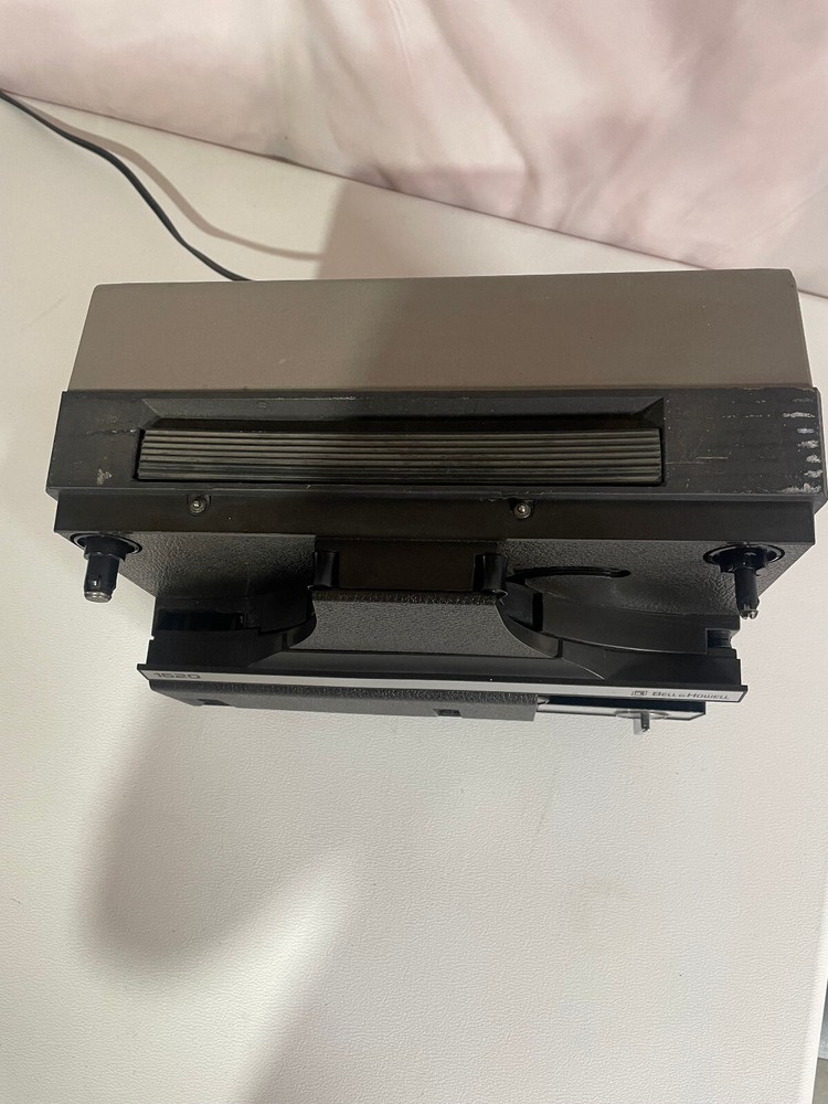 Bell & Howell 1620 Projector