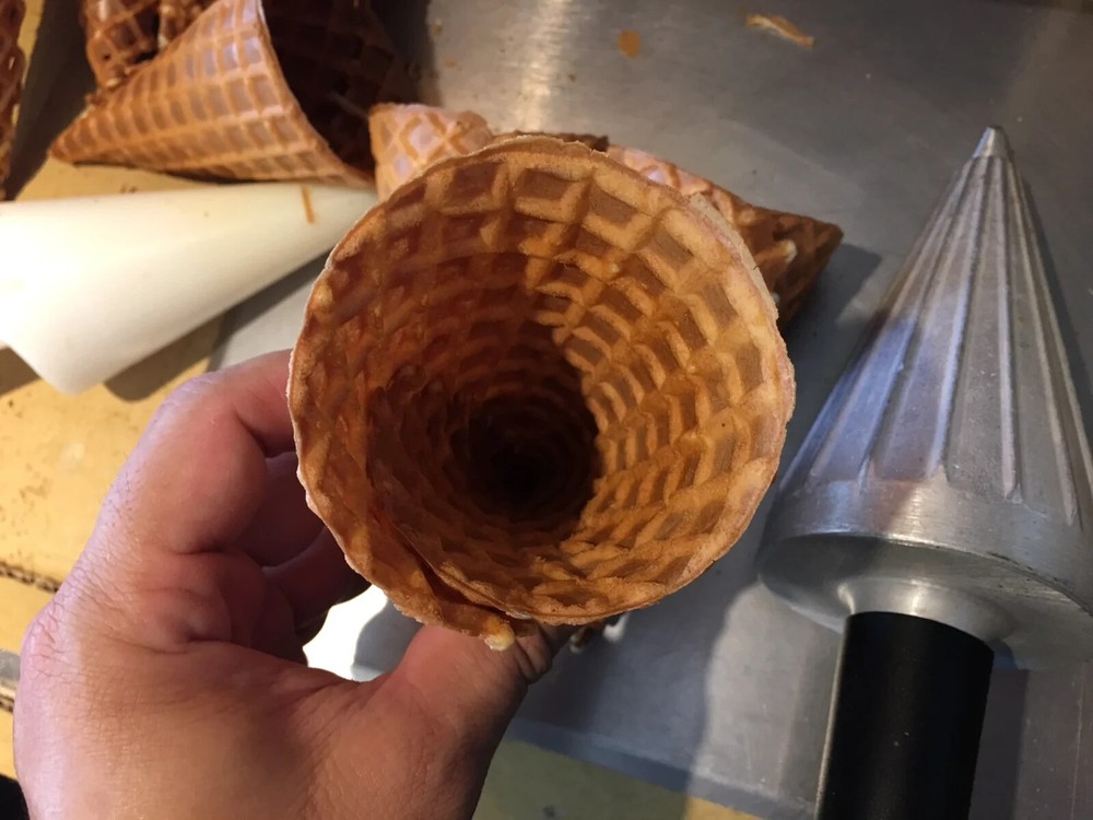Commercial 10" Waffle Cone Maker Ice Cream Roller Mold Big Rolling Forming Tool