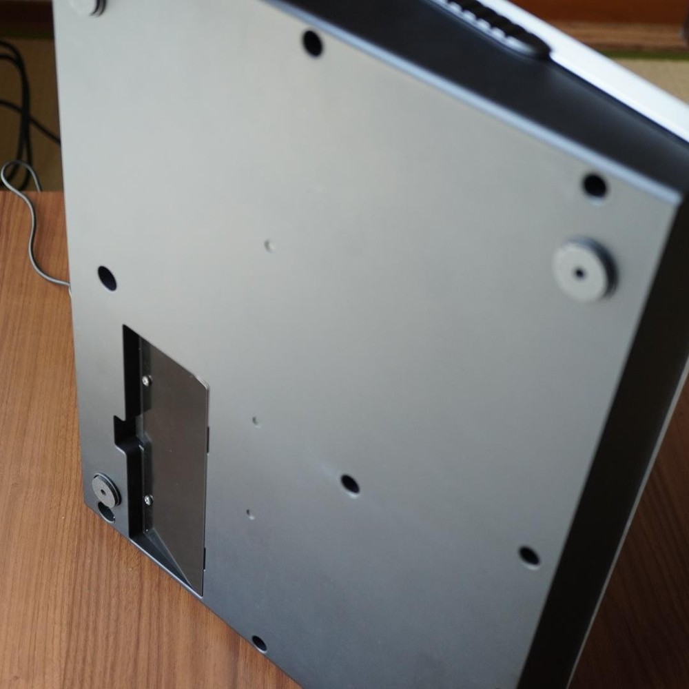 Roland MC-808 (+512 RAM)Sampling Groovebox Sampler Sequencer Used