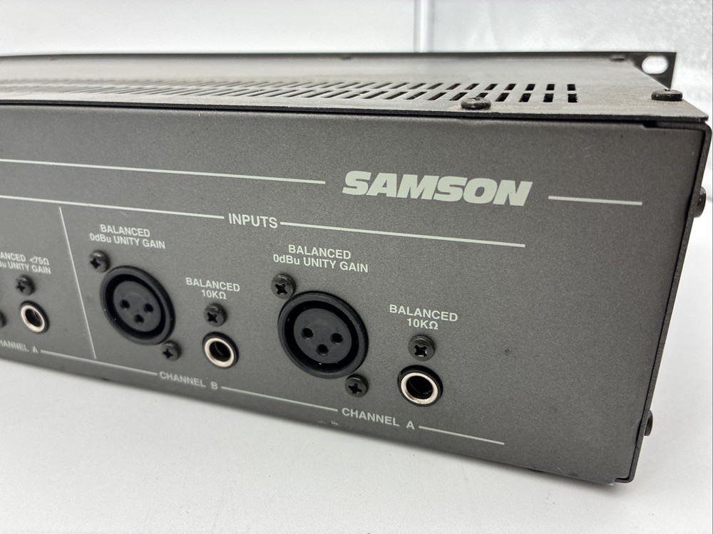 Samson E62 1/3 Octave Dual 31 Band Graphic Equalizer