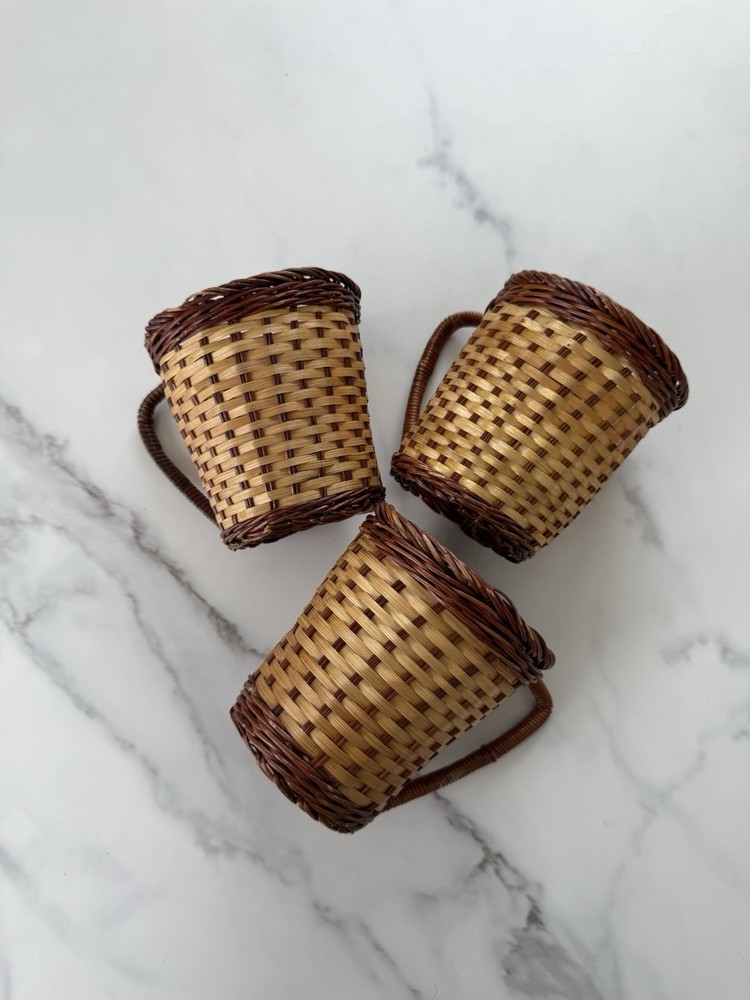 vintage handwoven mug/basket