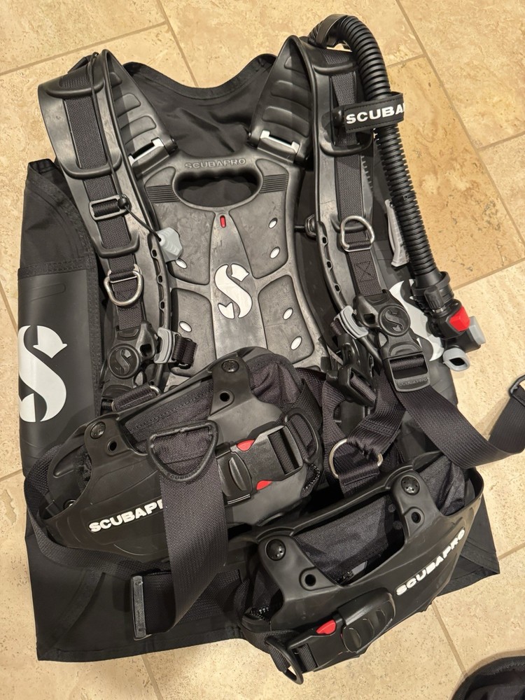 Scubapro Hydros Pro , X-Large- Black