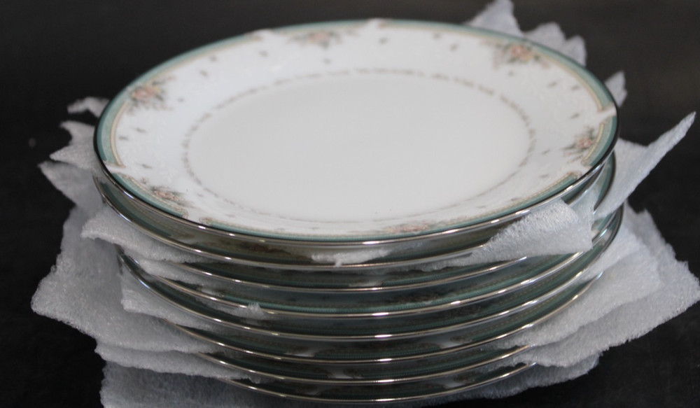 Noritake Greenbrier 8 Bread Plates 6 3/8"