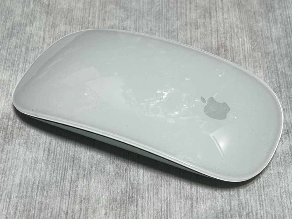 Genuine Apple Magic Mouse 2 A1657 Wireless Bluetooth Rechargeable GREEN - TESTED
