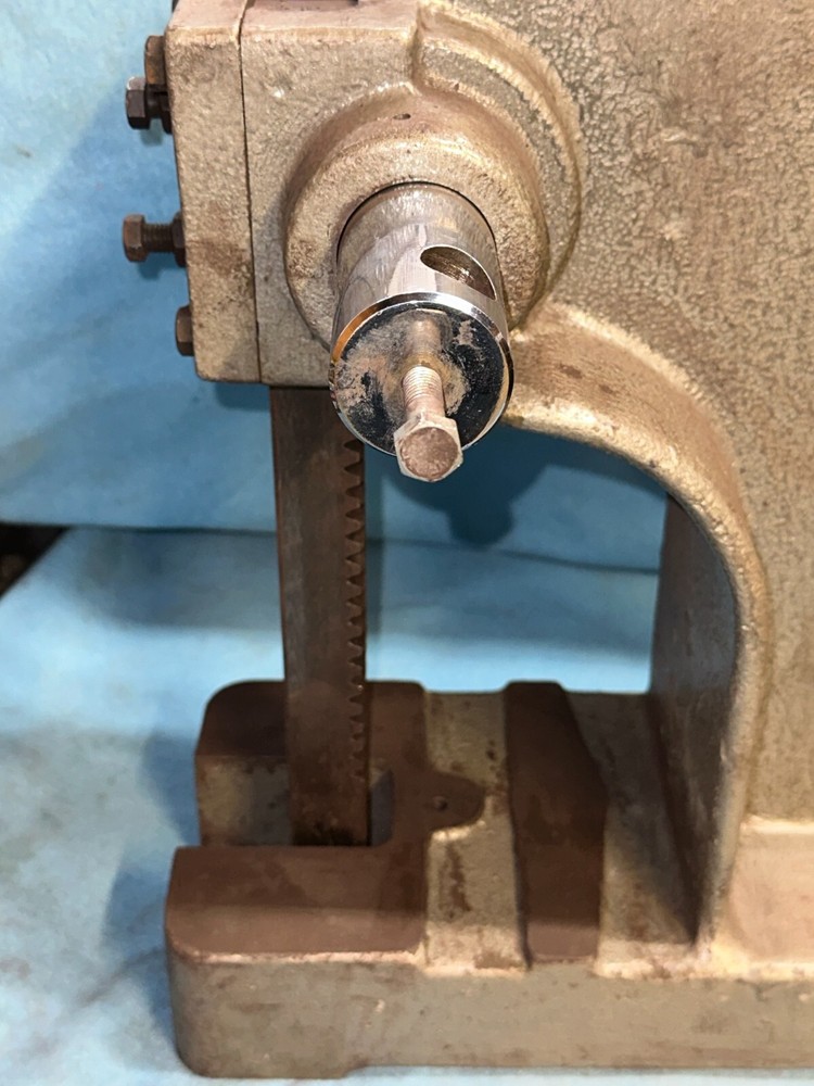 HEAVY DUTY CAST IRON ARBOR PRESS LEVER TYPE 8 1/2" WORK HEIGHT