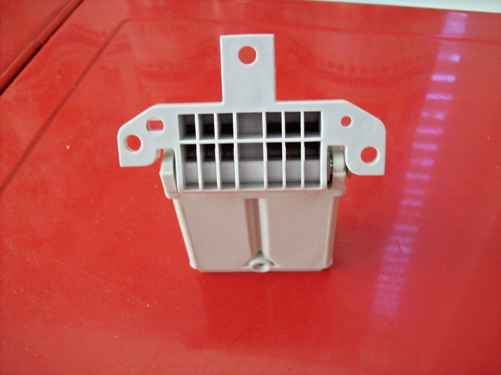 BROTHER MULTI FUNCTION CENTER LEFT HINGE ASSY