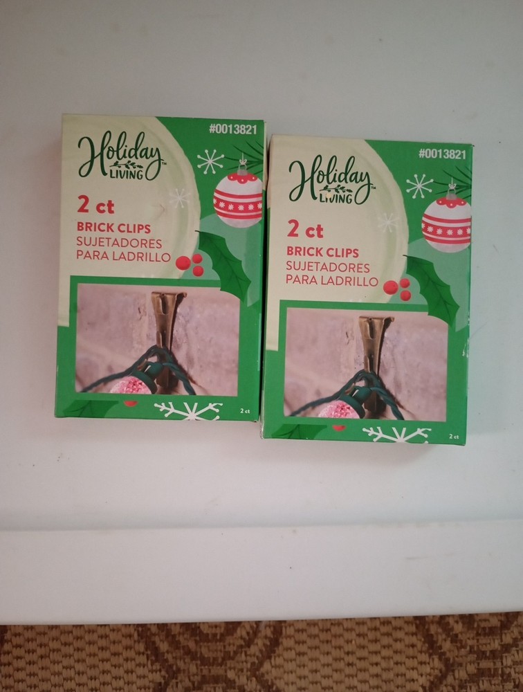 Holiday Living 2ct Brick Clips