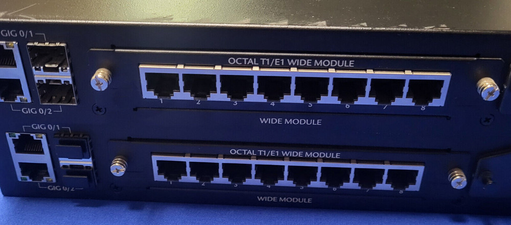 ADTRAN NetVanta 4430 with Octal T1/E1 Module MPN: 1700630E1