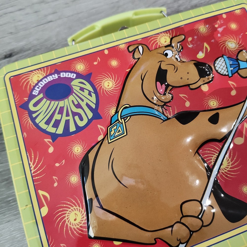 Scooby Doo Unleashed Metal Tin Lunch Box RARE Vintage