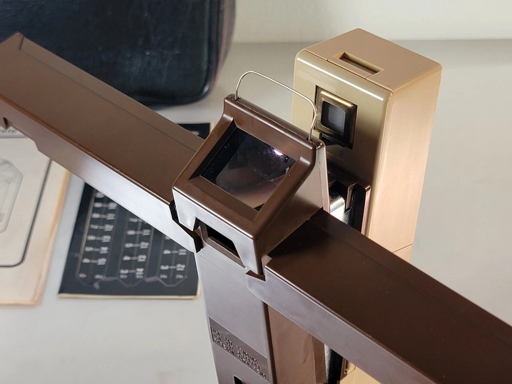 Vintage Microvision MOD II Hand Held Microfilm Viewer /Case(Tested/Working) MINT