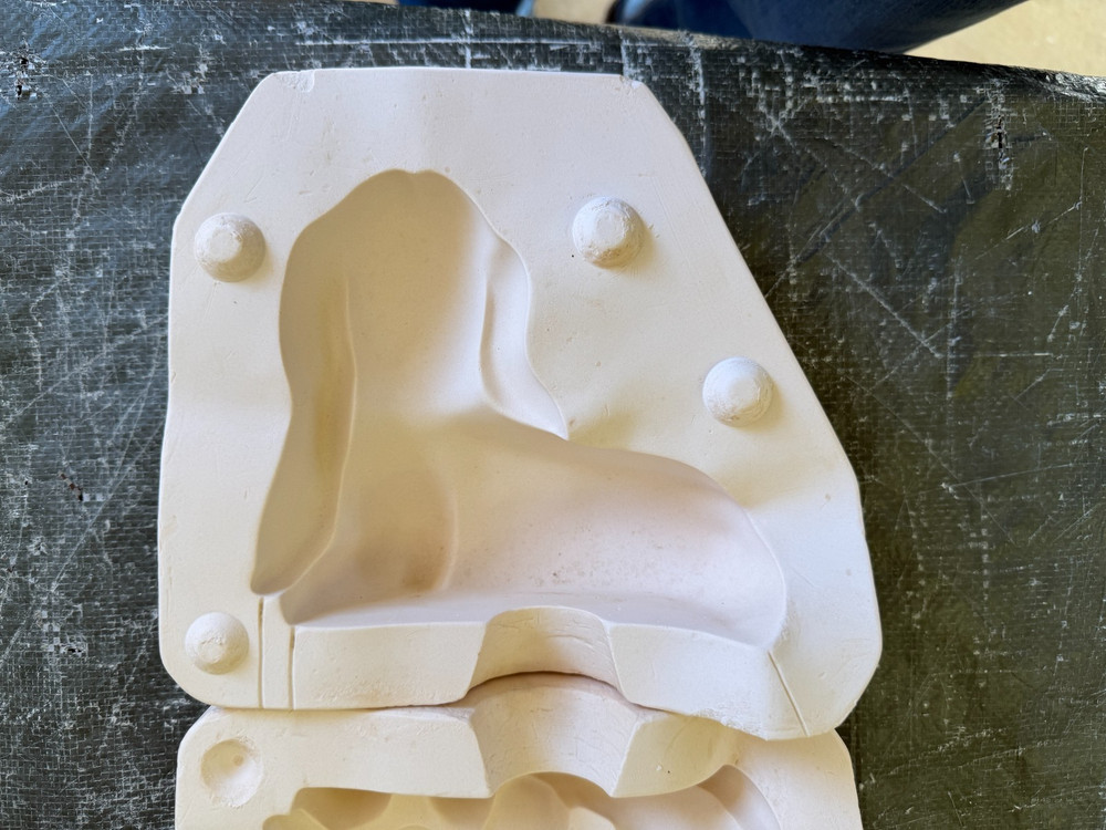 VINTAGE SIERRA CERAMIC MOLD #25 HARRY THE HOUND