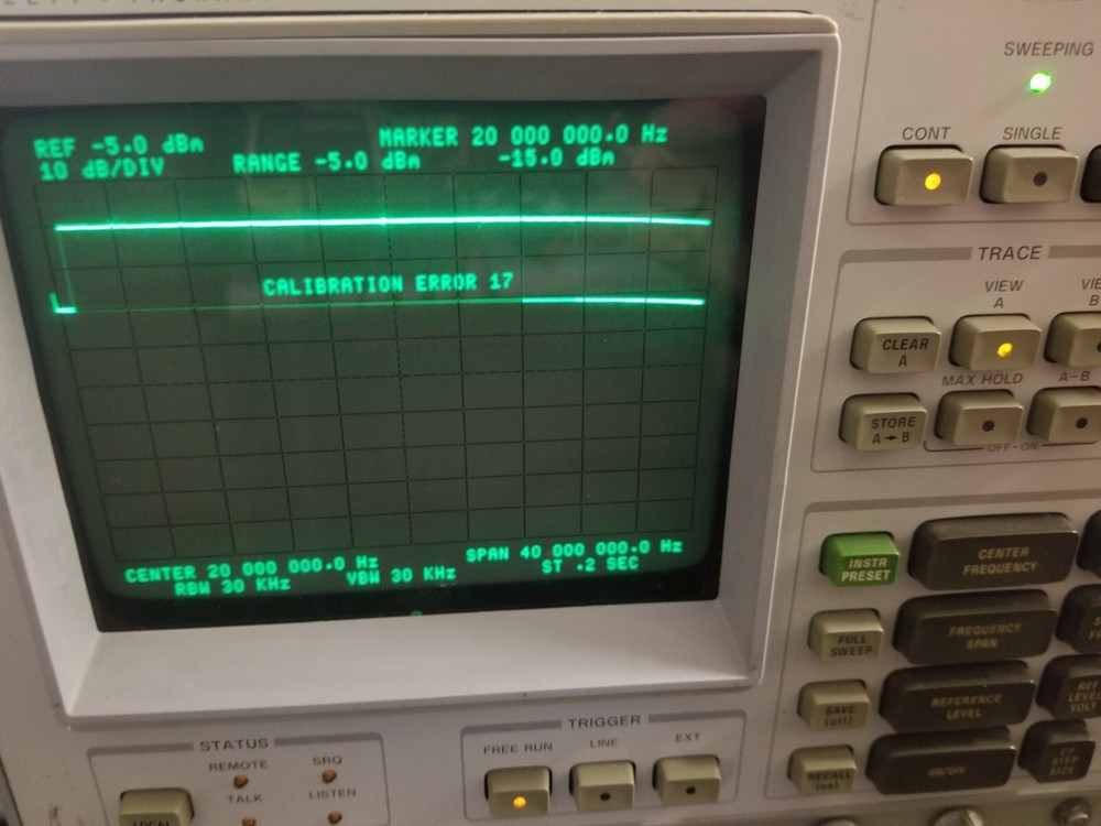 HP3585A Spectrum Analyzer WORKING INSTRUMENT with Cal errors. Var. Sweep source