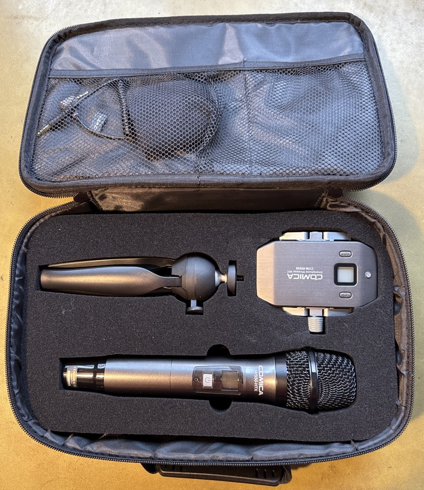 Comica CVM-WS50(H) UHF Wireless Microphone System, 6 Channels, Handheld