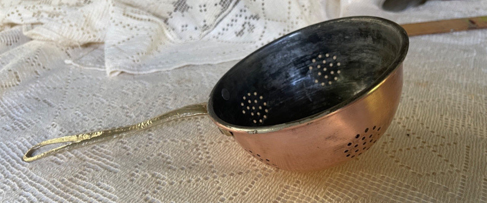 Vintage Copper Strainer , Long Handle, 5.5" D