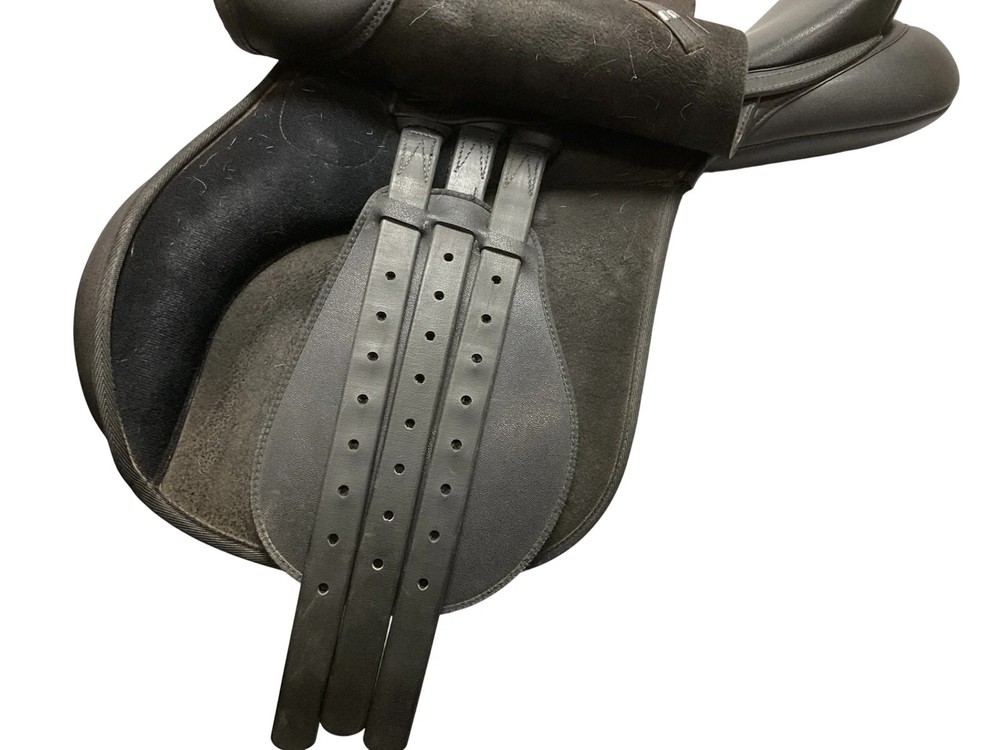 Wintec 500 General Purpose Saddle 17.5 Black