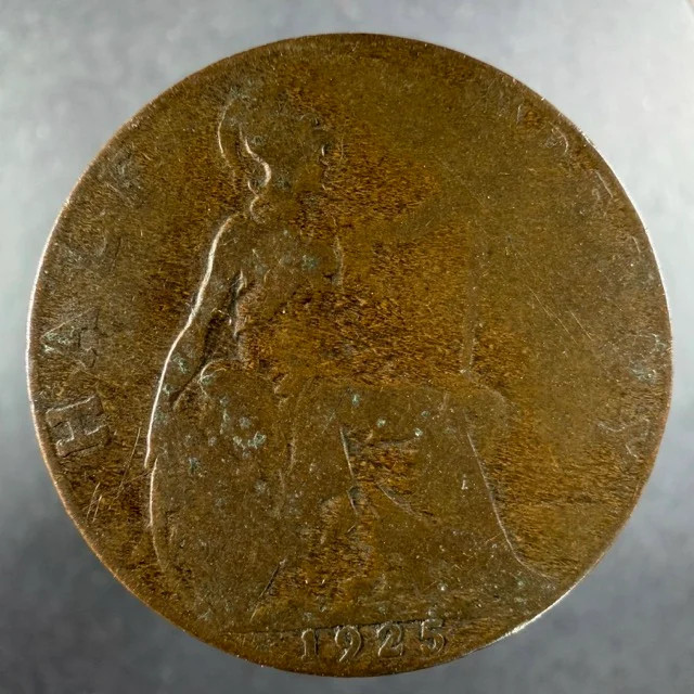 1925 Great Britain Half Penny Lightly Circulated