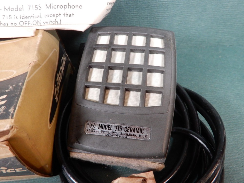 Electro-Voice Model 715 Ceramic Microphone In Original Box