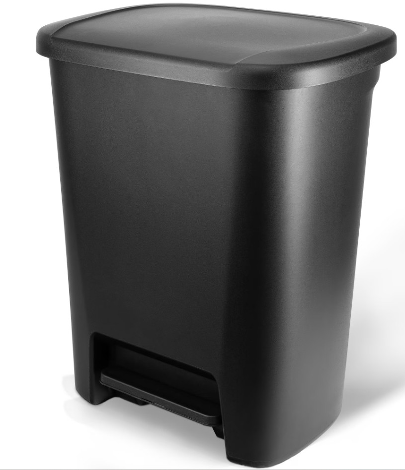 Hefty Kitchen Trash Can, 20.1 Gallon Plastic Step Garbage Bin with Foot Pedal Li