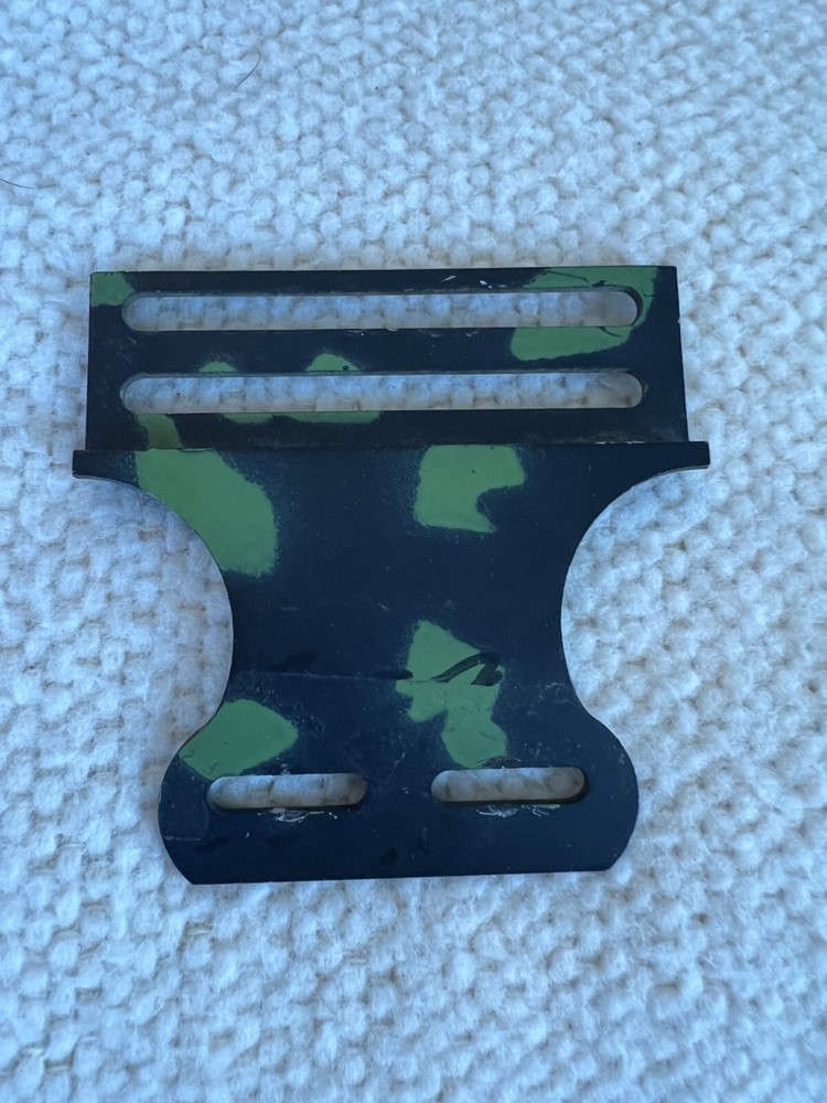 Vintage Camouflage Bow Sight