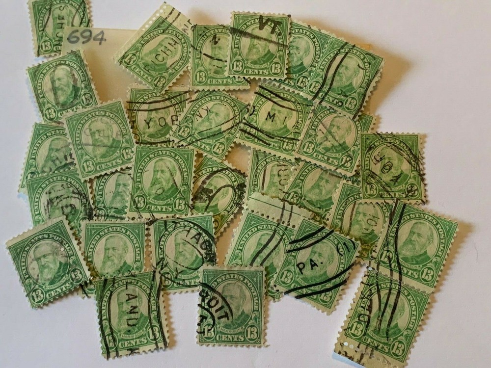 1920's #694, UNH VF Random Pick one only