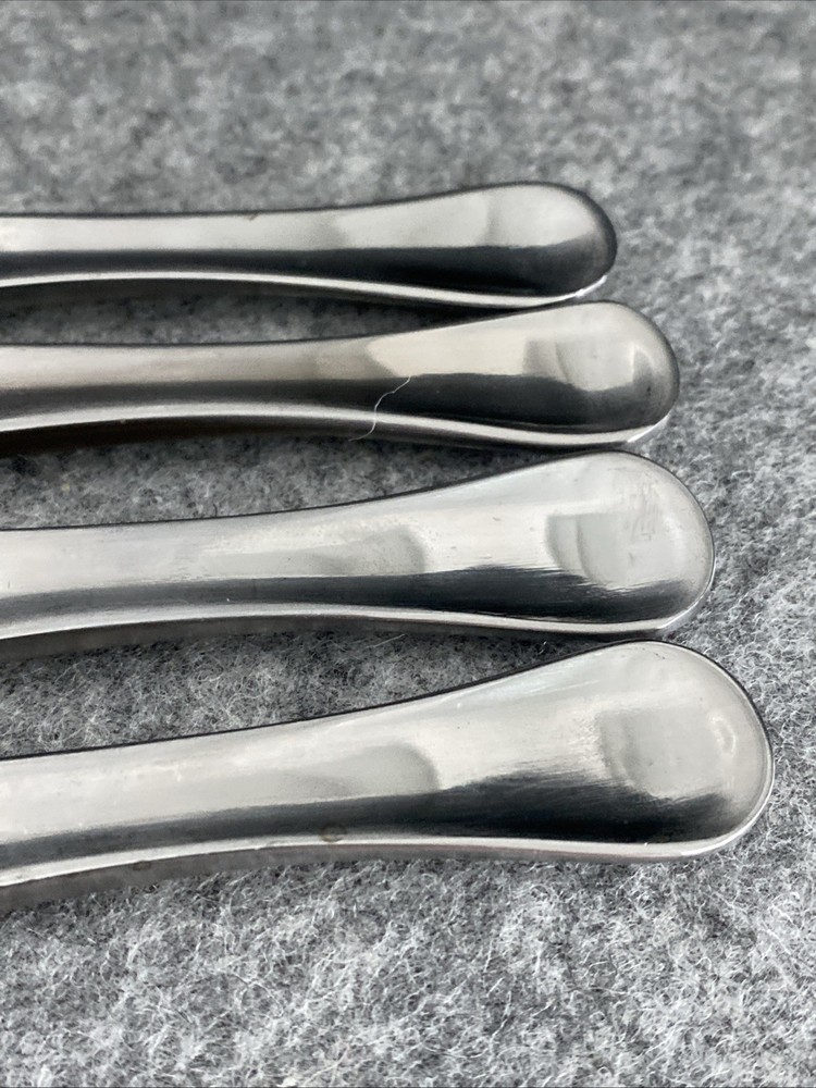 4 Retroneu 18/10 Stainless SILHOUETTE Flatware Modern Solid Knives