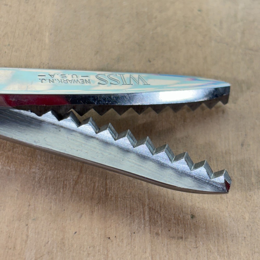 Wisk Pinking Shears, Newark 5.5"