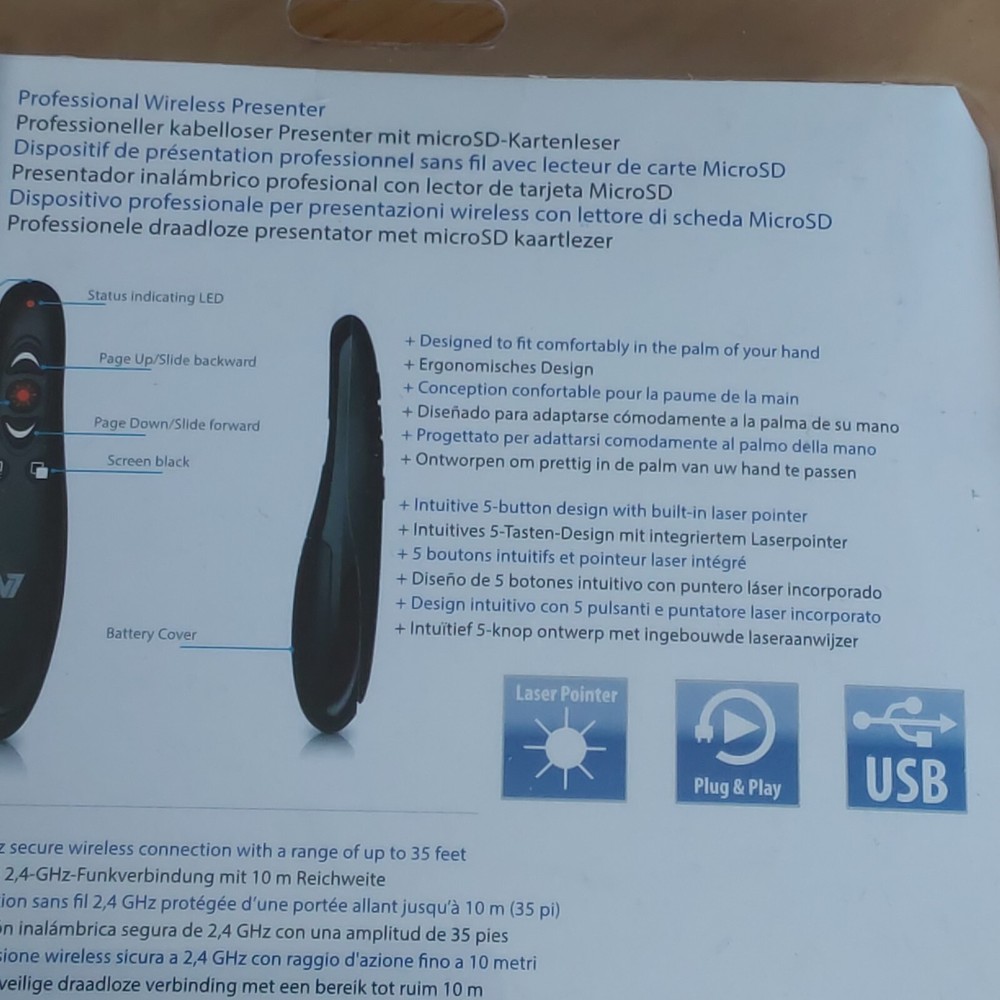 V7 Professional Wireless Presenter with MicroSD card Reader Plug play USB