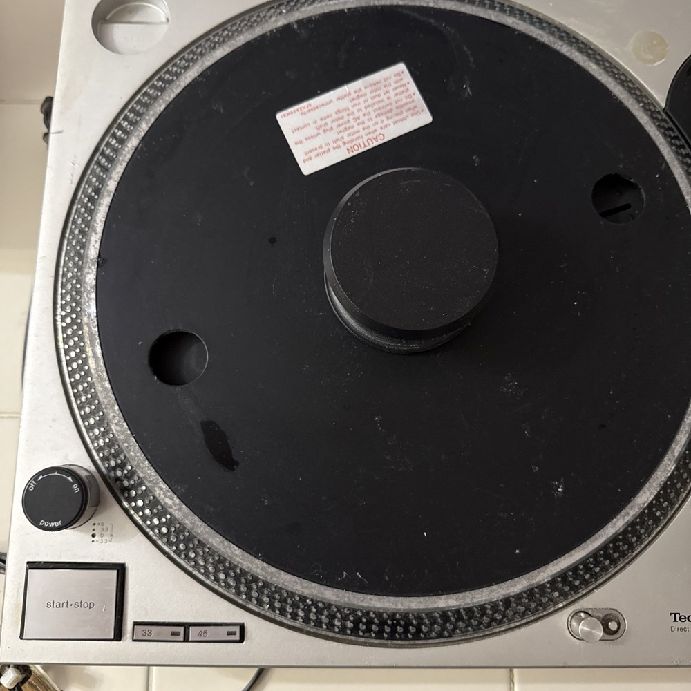 Technics SL-1200MK2 Direct Drive Turntable System, Silver