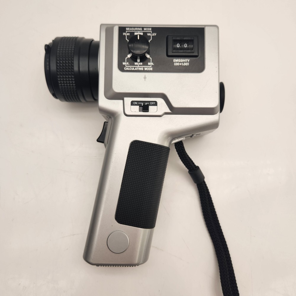 Minolta/Land Cyclops 33 Infra-Red Thermometer with Case | Powers On