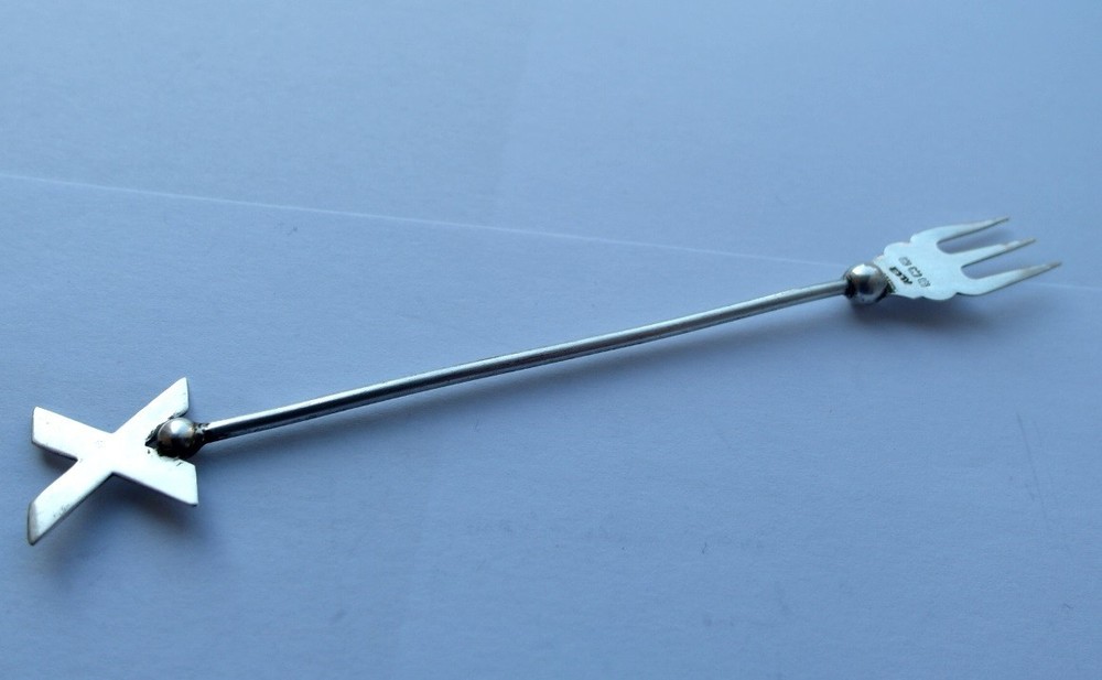 Rare Fork, Serving Fork, Silver, England, around 1921 F49