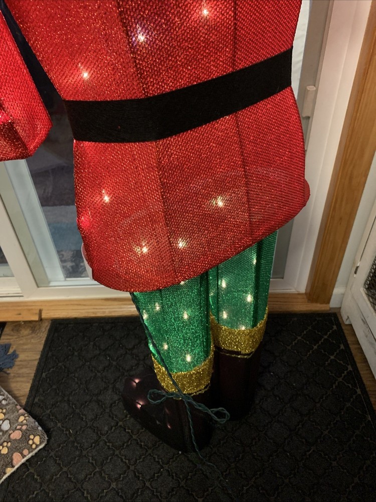 5’ Nutcracker King LED light Up. Red/Gold