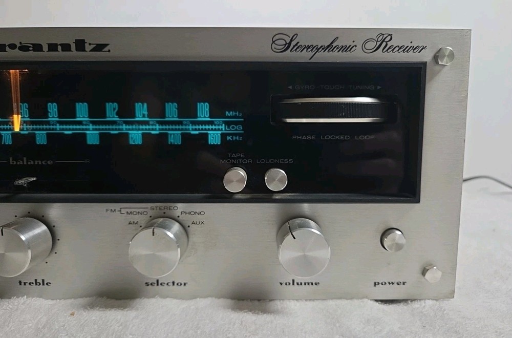 MARANTZ 2215 B Stereophonic Receiver POWERS ON **NOT TESTED**