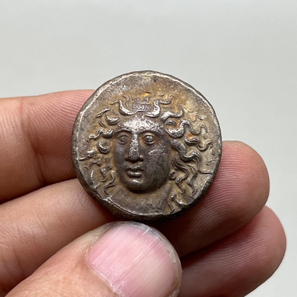 Wonderful Ancient Greek Unique Queen Image solid Silver Coated Coin