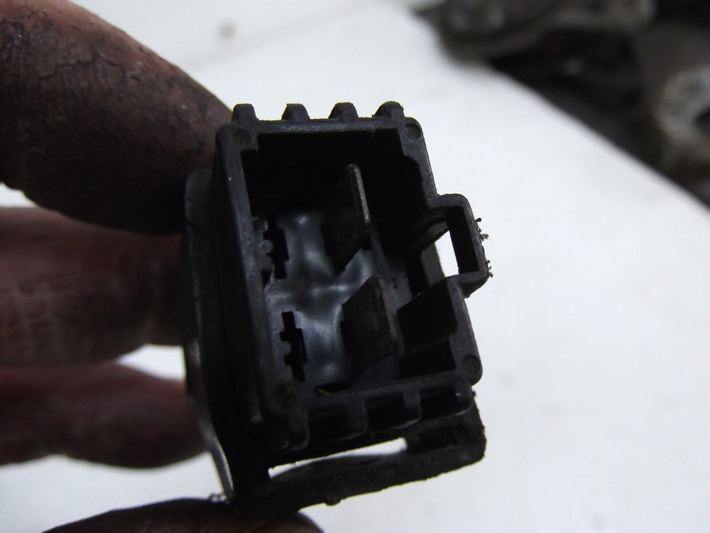 SUZUKI RG125 FUSE RELAY