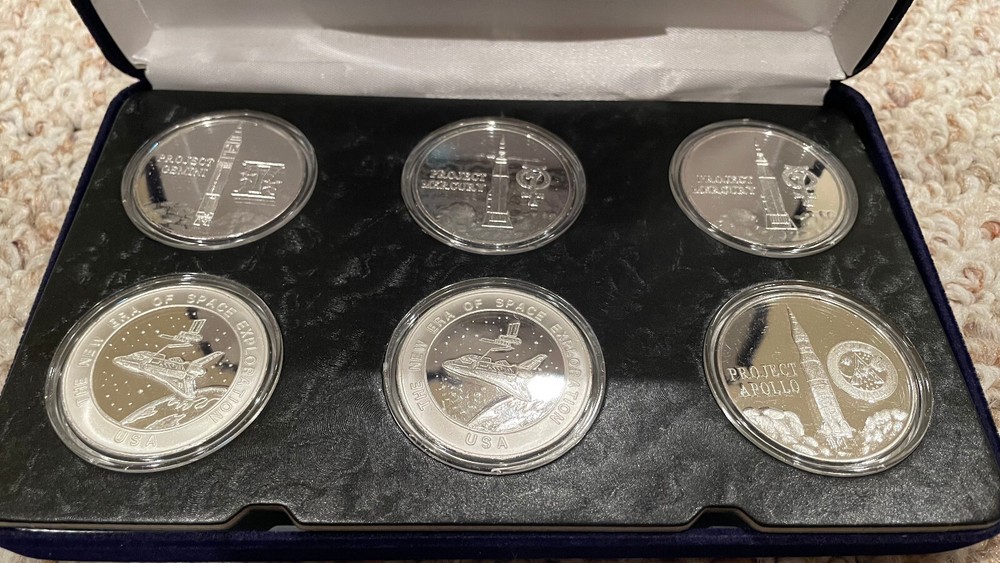 6oz Americas Firsts Space silver medals in case, Mercury, Gemini, Apollo Shuttle