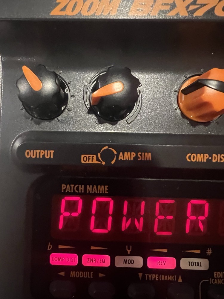 Zoom BFX-708 Bass Effects Processor