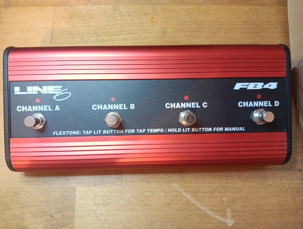 LINE 6 FBV4 FB4 Footswitch Controller Pedal Open Box