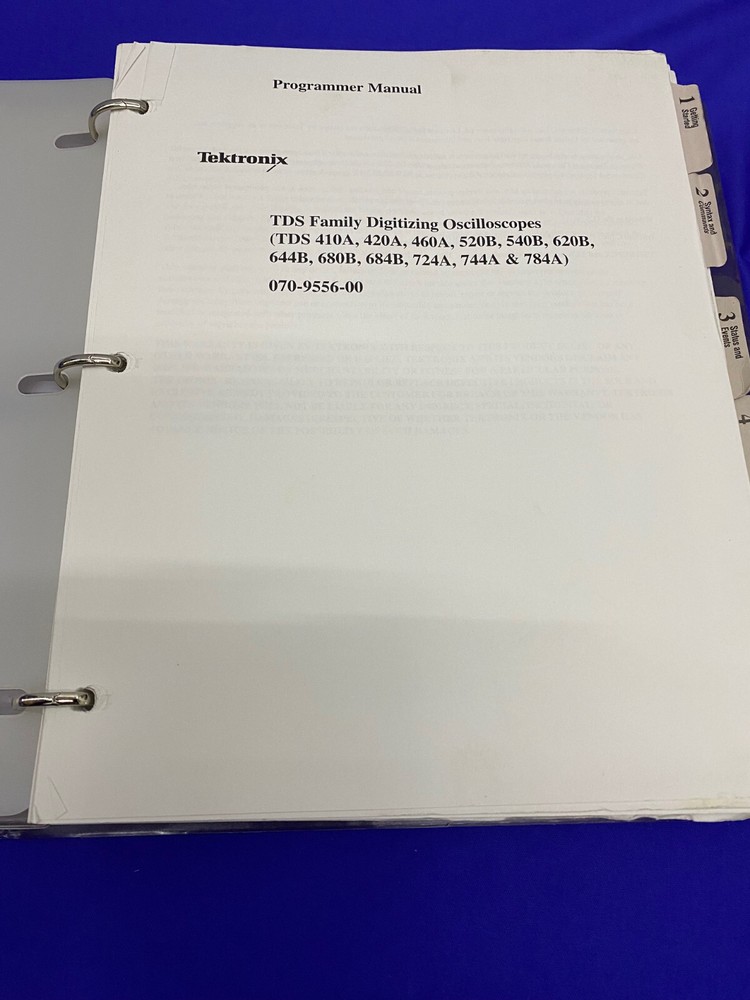 TEKTRONIX TDS 070-9556-00,FAMILY DIGITIZING OSCILLOSCOPES PROGRAMMER MANUAL
