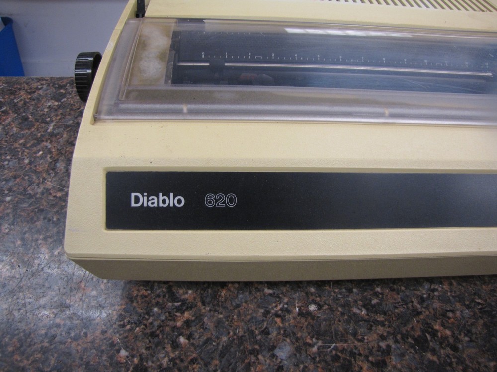 Vintage Diablo Systems 620 Printer - Powers on red light