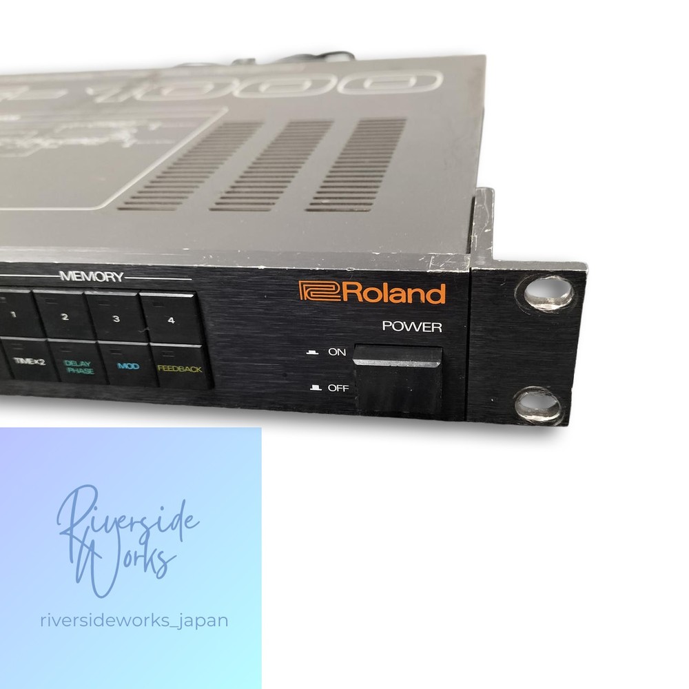 ROLAND SDE-1000 Digital Delay Unit
