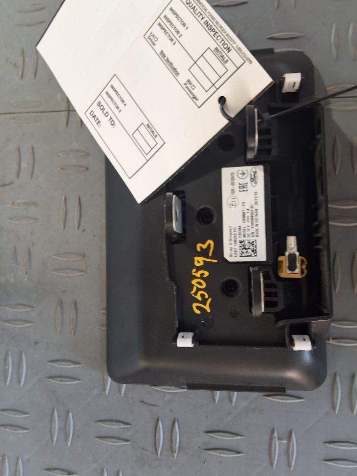 2020-2024 Ford Explorer Front Center Dash 8" Display Screen