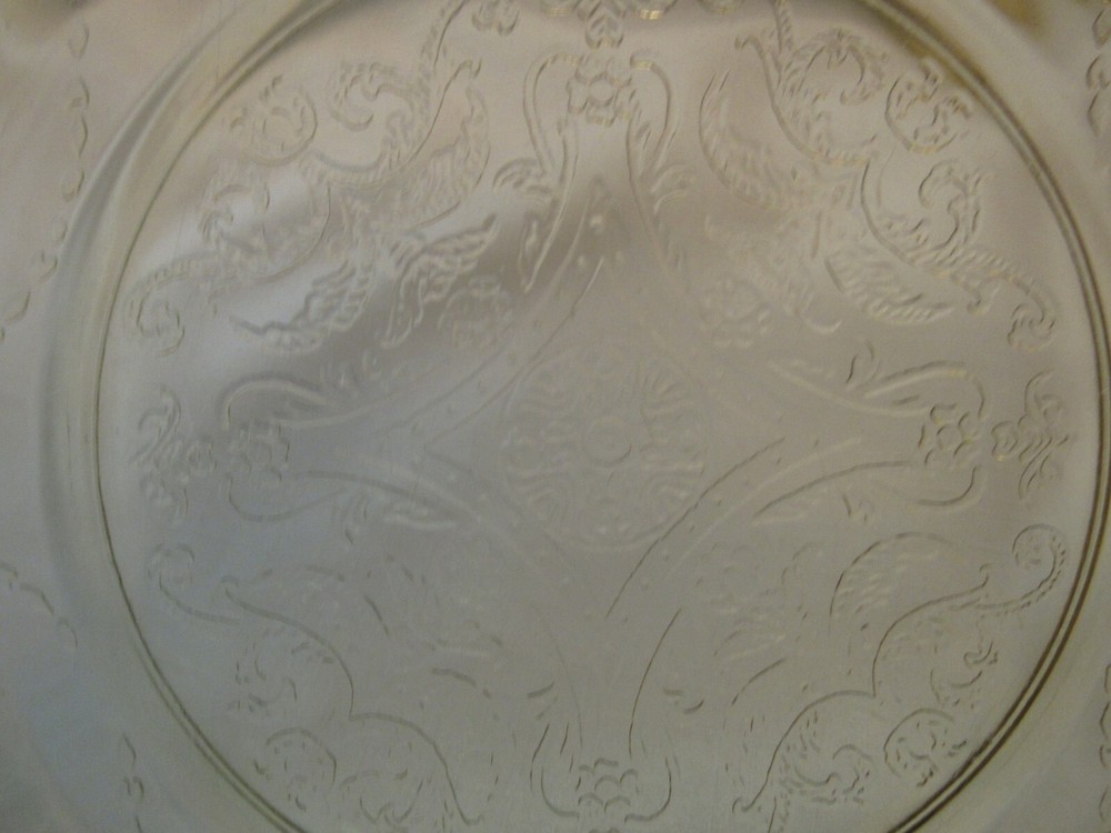 FEDERAL DEPRESSION MADRID YELLOW GLASS 9" PLATE- NICE