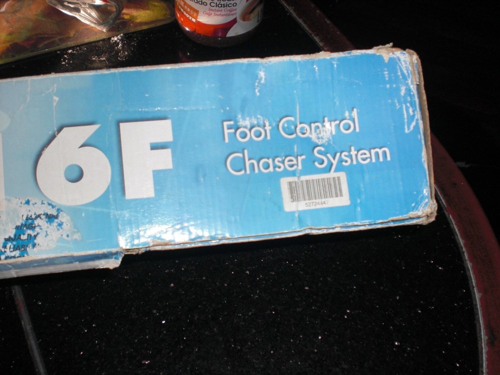 Elation T-16F 4-channel Foot Control Chaser Pack