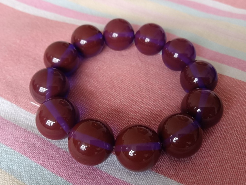 20mm Purple Ghost Beaded Bracelet