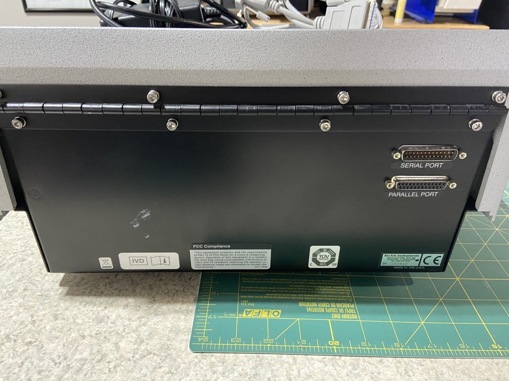 BioTek EL808 Microplate Reader - Passes Self Tests