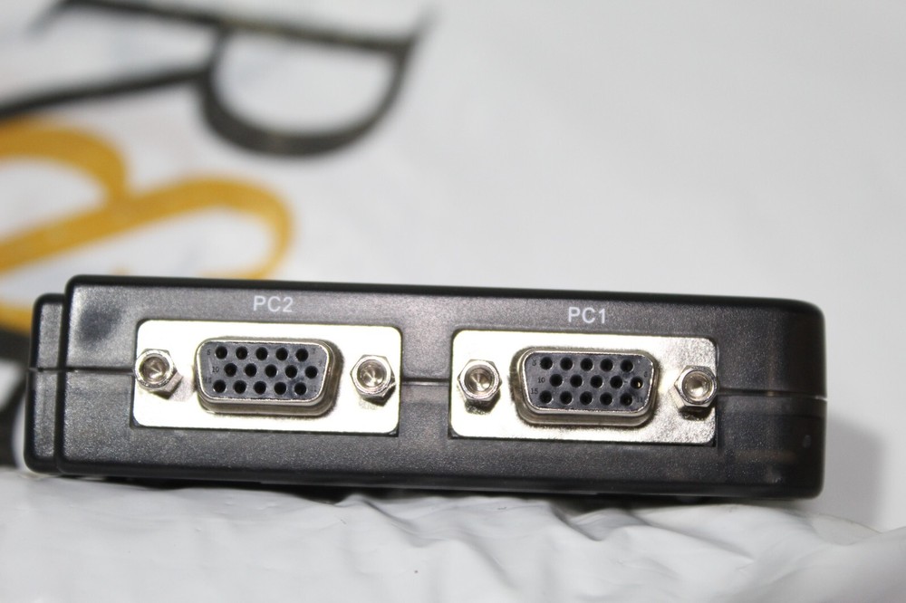 StarTech StarView 2 Port USB Micro KVM Switch SV211KUSB